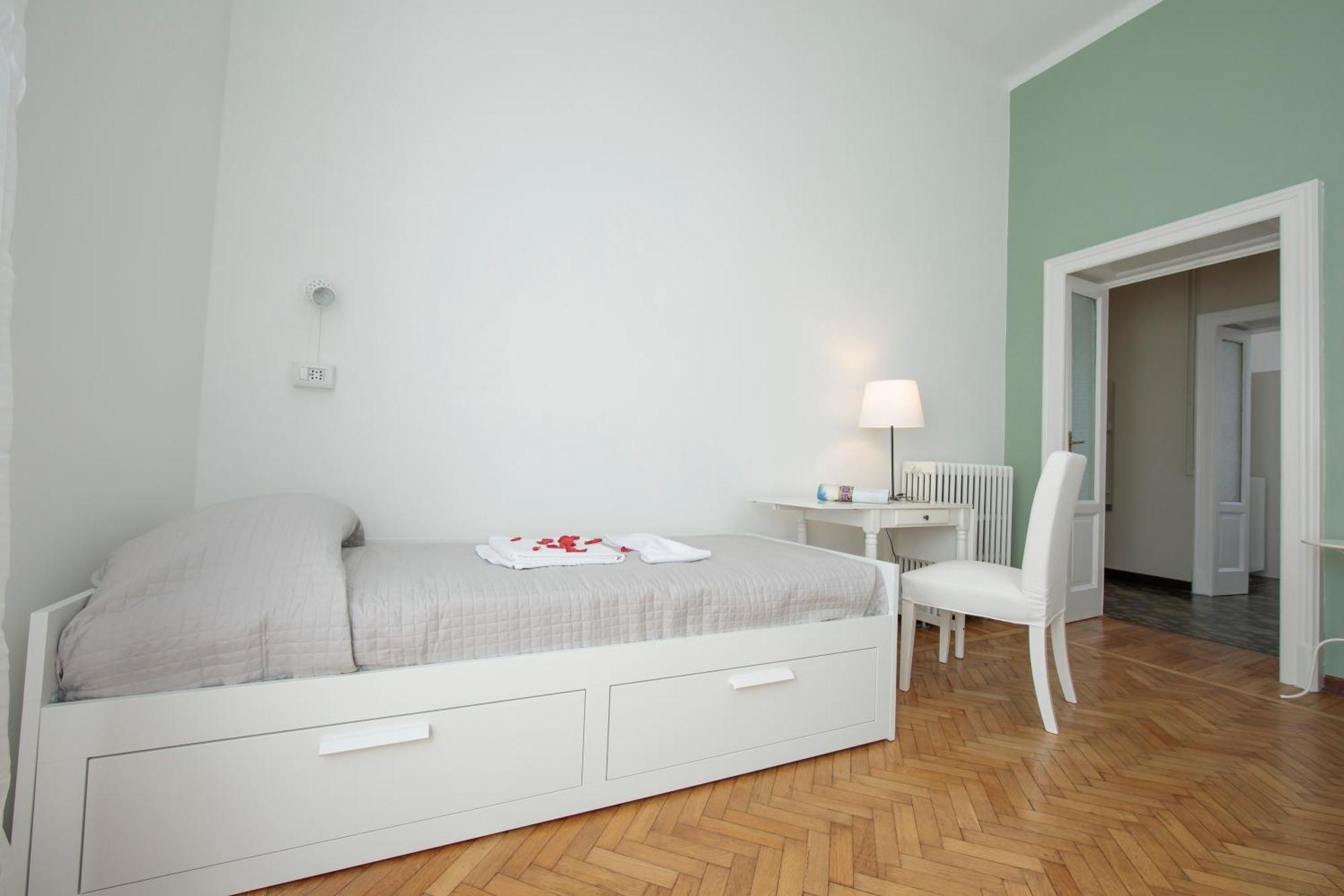 Residenza Oleandro Lake View Luino Center - Happy Rentals Ngoại thất bức ảnh